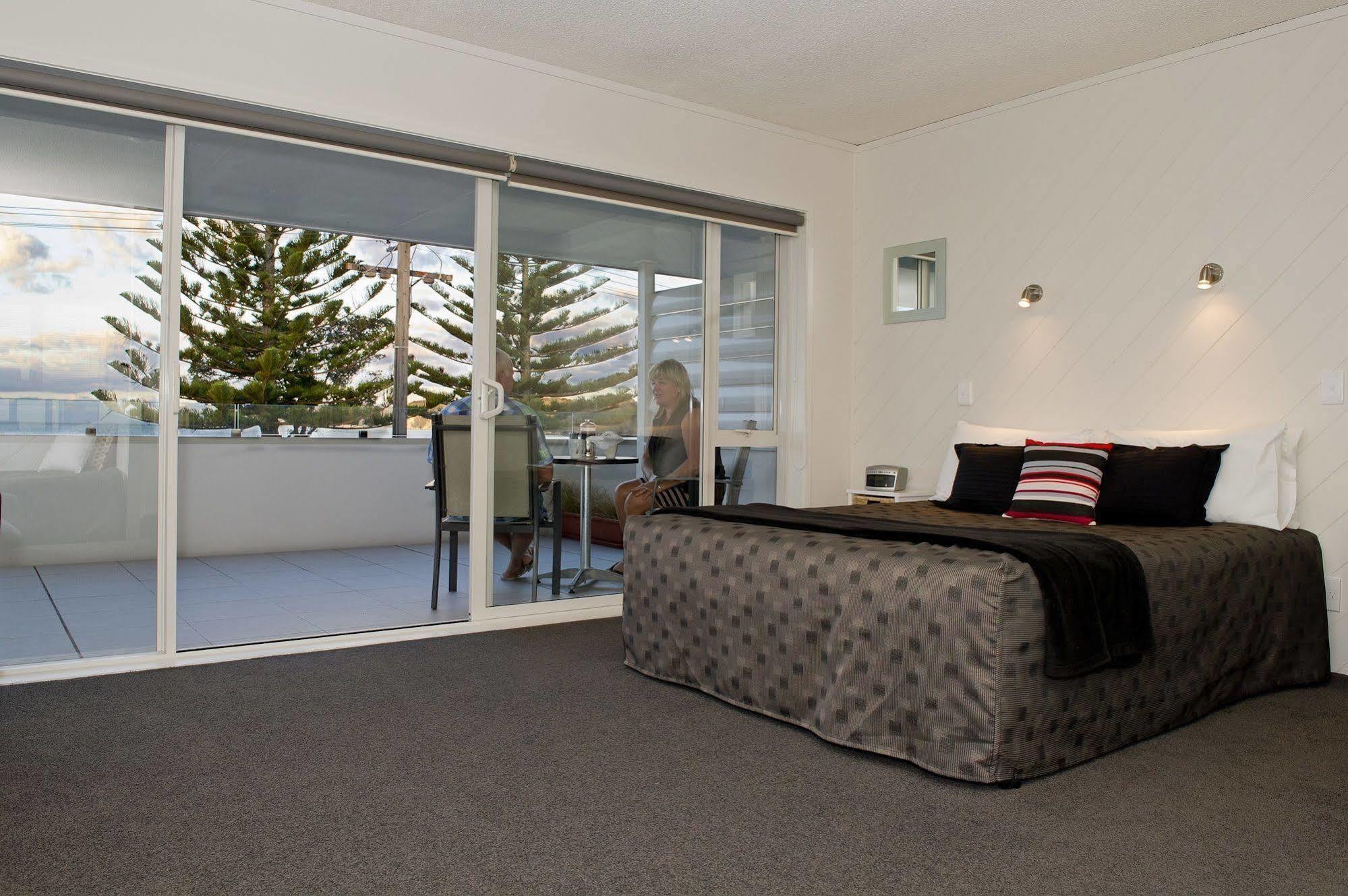The Oceanside Motel Whitianga Extérieur photo