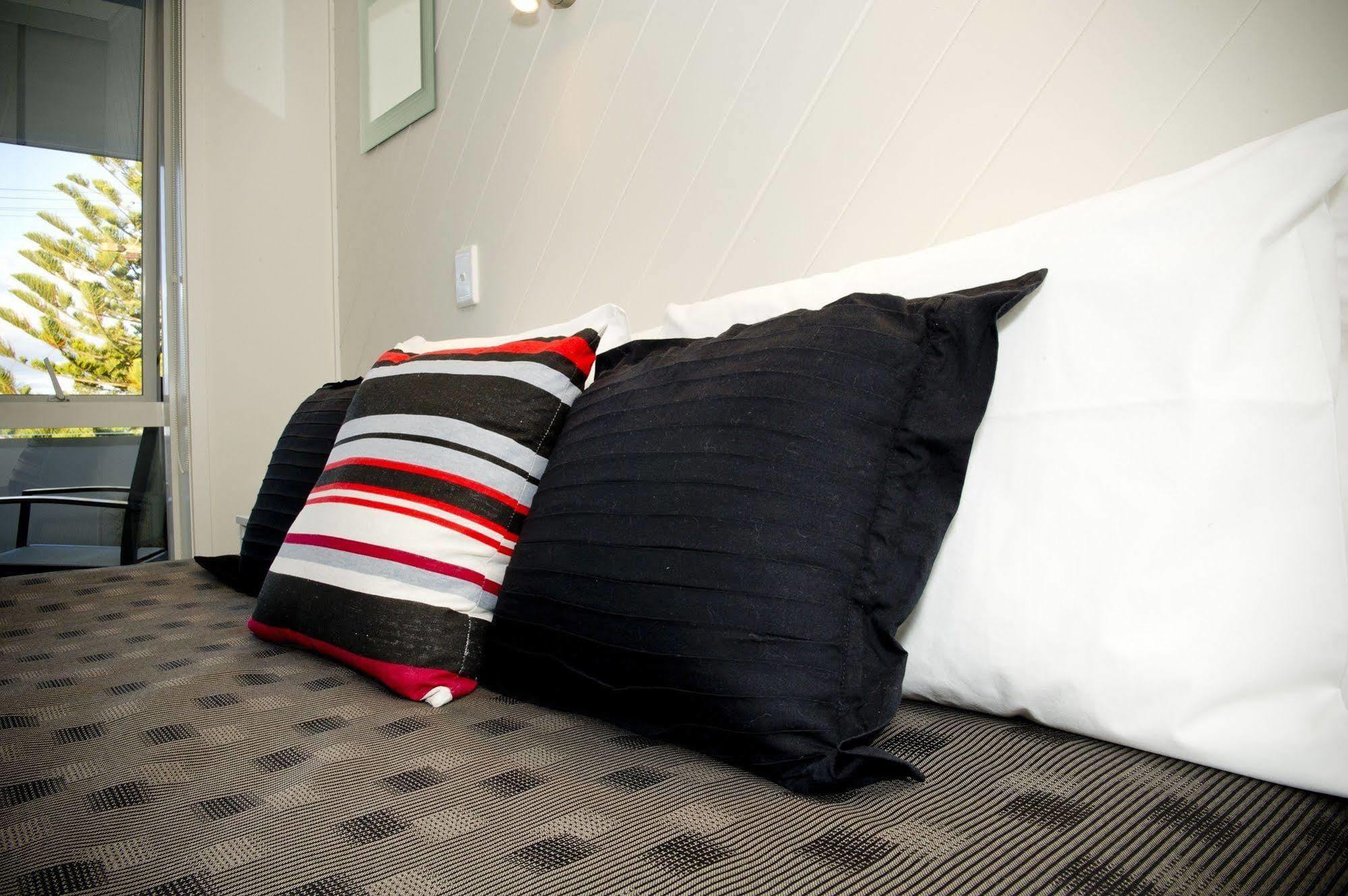 The Oceanside Motel Whitianga Extérieur photo